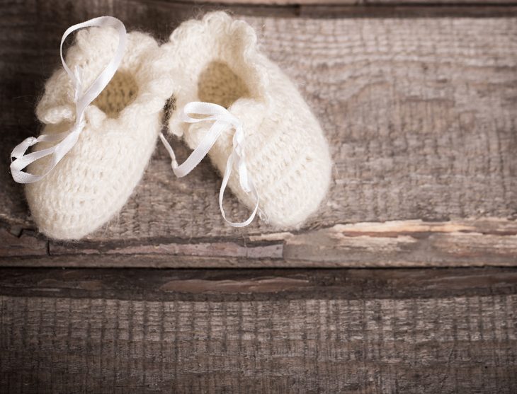 sapatinhos de bebe para anunciar gravidez